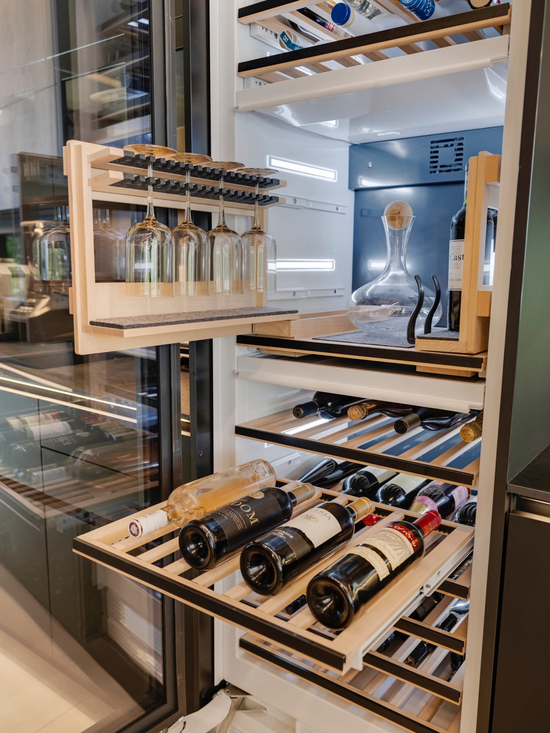 Wine drawer with glassware storage
